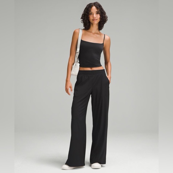 NWT Lululemon Swift Mid-Rise Wide-Leg Pant in Black Size 8 - Picture 2 of 9
